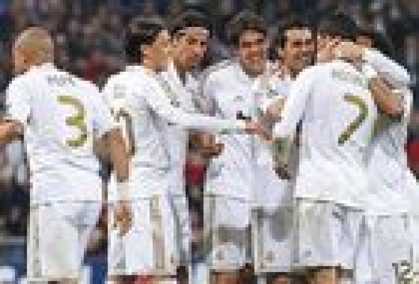 El Real Madrid golea al CSKA Moscú y se mete en cuartos de Champions