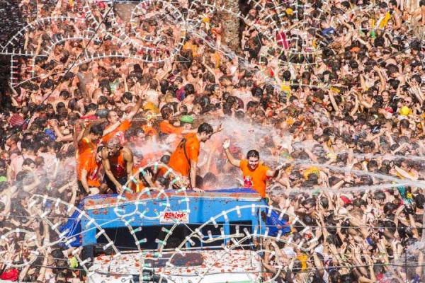 Los procesados por los atentados de Las Ramblas y Cambrils se informaron sobre la tomatina de Buñol