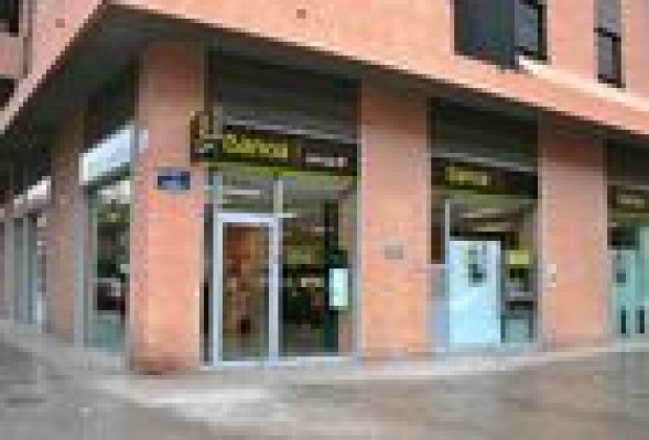 Bankia unifica la imagen de sus 3.200 sucursales en toda España
