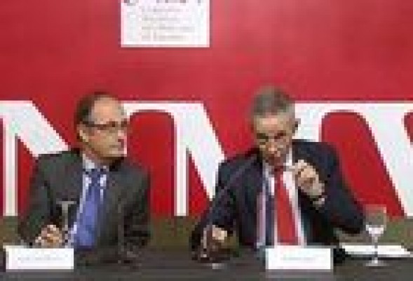La CNMV aboga por la doble supervisión