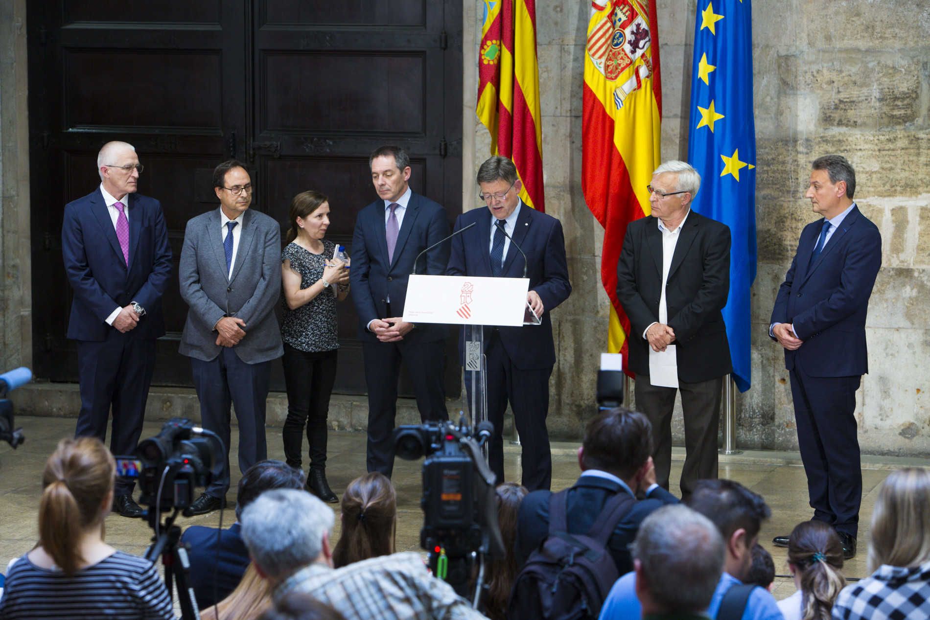 Ford tose y la industria valenciana se constipa