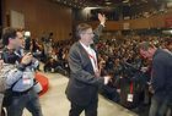 65% de apoyo a la Ejecutiva: El nuevo líder no logra aglutinar más respaldo pese a la ampliación del órgano