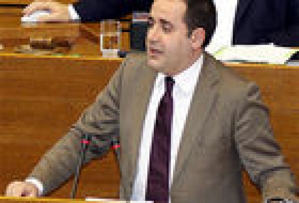 Jorge Alarte deja la portavocía del grupo socialista en Les Corts
