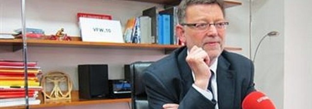 Puig asegura que no le asusta la crítica interna pero reclama un 