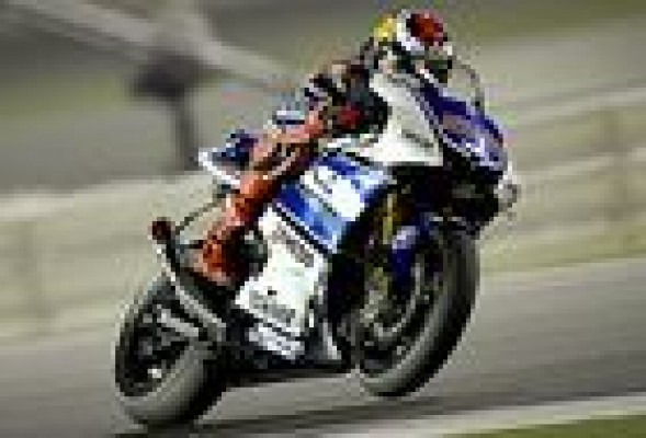 Lorenzo consigue la primera pole de la temporada 
