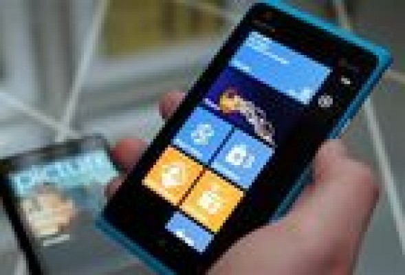 Nokia y Microsoft a la pesca de los náufragos de las BlackBerry de RIM