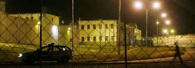 El peso de la crisis: más presos y un recorte de 13 millones