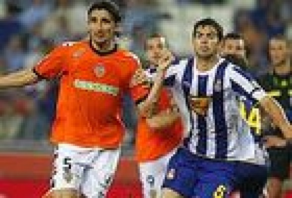 El Valencia no puede fallar en su visita a Cornellà