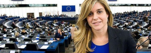Entrevista a Eva Ortiz: 
