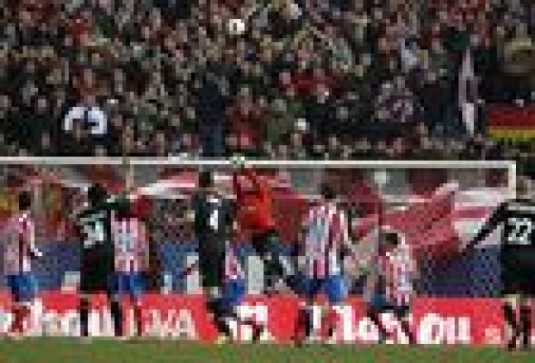 El Valencia busca la final de la Europa League en el Calderón 