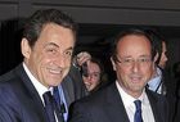 Los electores dan la victoria a Hollande y lo convierten en favorito para la Presidencia