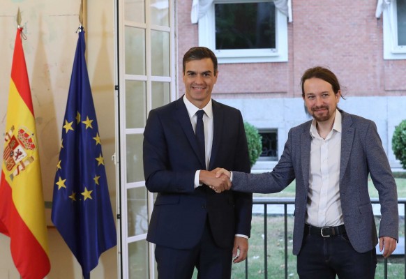 El Gobierno y Podemos pactan subir el salario mínimo a 900 euros en 2019