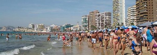 Sol y playa para tomarse un respiro frente a la crisis