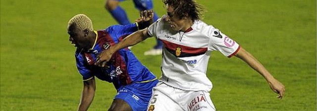 Levante juega su primera 'final europea' ante un Granada virtualmente salvado