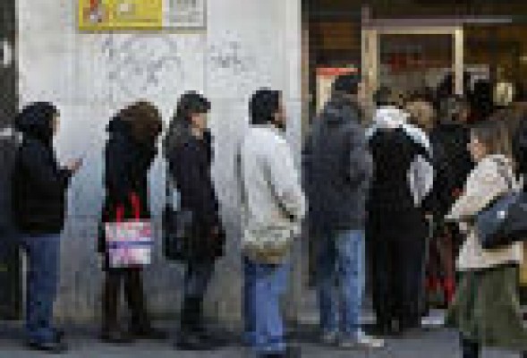 El mercado laboral valenciano confirma su debilidad estructural: sin construcción, 27% de paro