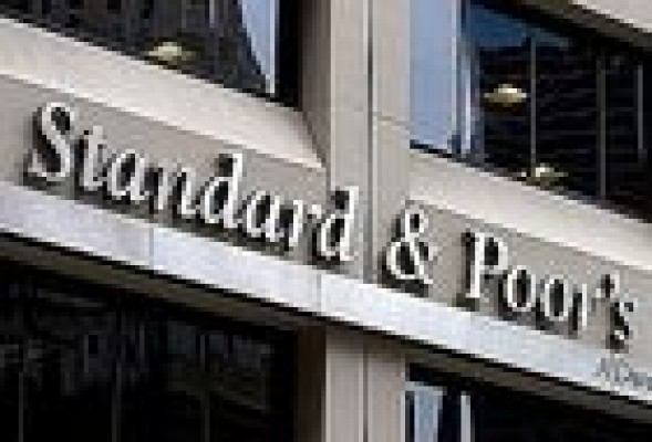 S&P rebaja el rating de 11 entidades españolas