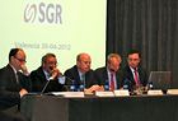<strong>Los hombres de Máximo Buch</strong> <br />para salvar la SGR