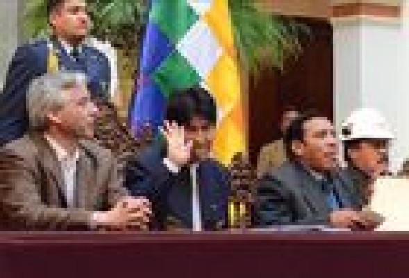 El Ibex 35 se desploma a mínimos de 2003