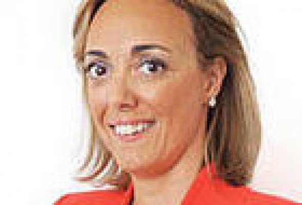 La privatización anima las alianzas entre empresas de servicios y las gestoras sanitarias