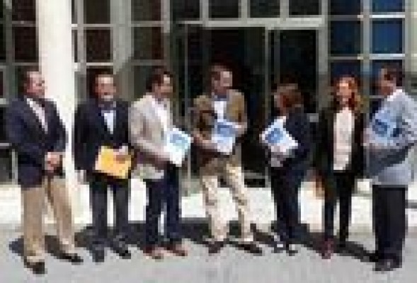 El PPCV no incluirá en sus Estatutos limitaciones a imputados para ocupar cargos