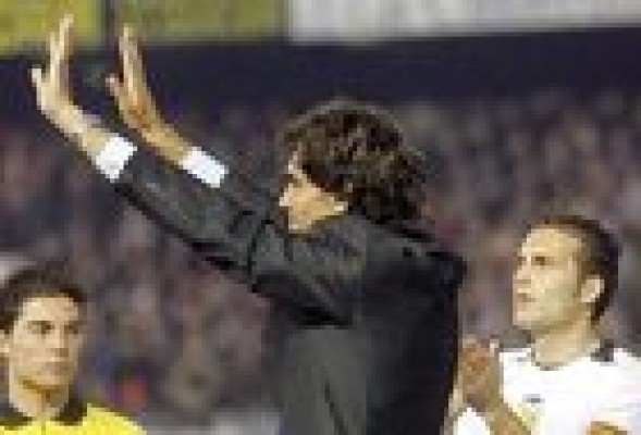 El Valencia hace oficial el fichaje de Pellegrino por dos temporadas