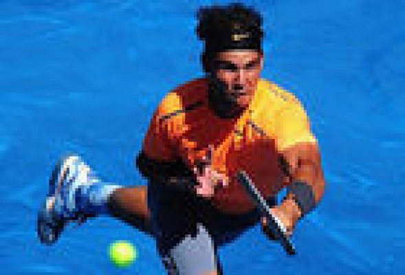 Nadal empieza barriendo a Davydenko