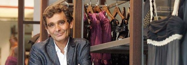 Adolfo Domínguez reduce su peso en España