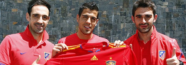 Benat, Isco, Juanfran, Adrián y Javi García son las sorpresas de Del Bosque