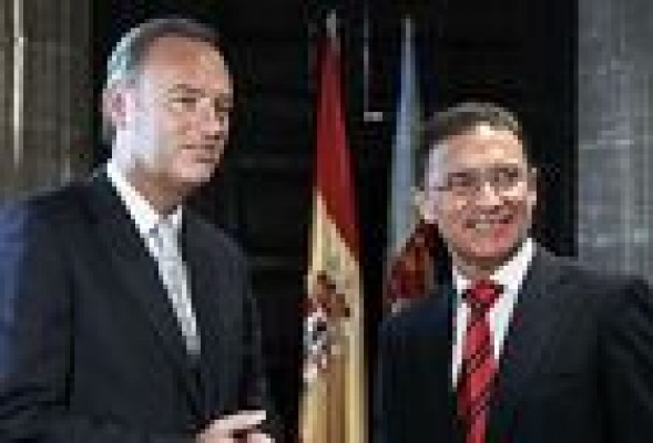 Alberto Fabra anuncia que Serafín Castellano será el secretario general del partido