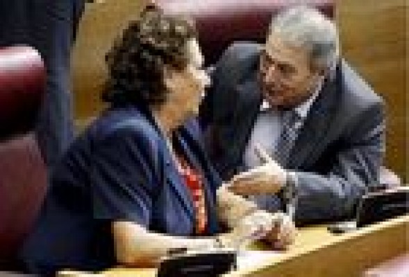 Fabra ningunea a los barones de Valencia y confirma a Castellano como secretario general