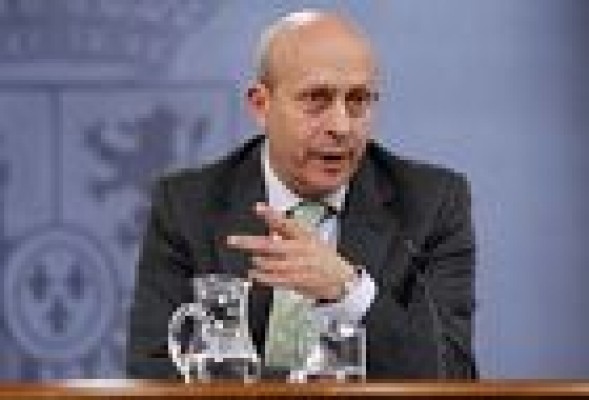 Hacienda 'embargará' el 35% de los derechos de televisión a los clubs morosos
