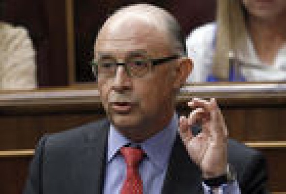 26 entidades firman el crédito sindicado por 30.000 millones para el pago a proveedores