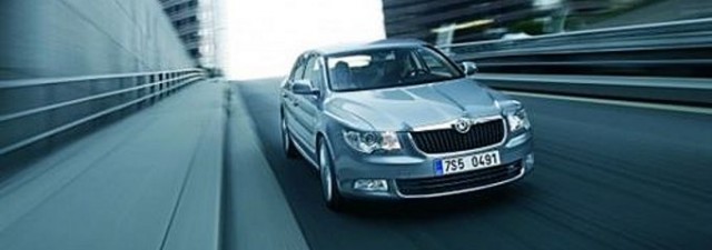 <strong>Skoda lanza el Superb Limited Edition</strong>