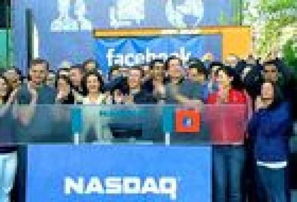 Mark Zuckerberg da el 'campanazo' de Facebook en la apertura del Nasdaq