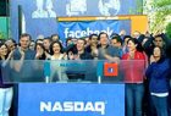 Facebook debuta en Wall Street con una subida del 13%