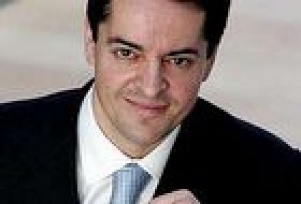 Enrique Bañuelos 'regresa' a España con un ojo puesto en Latinoamérica 