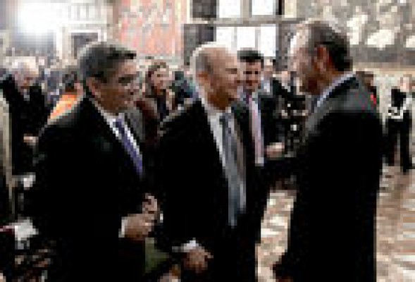 Fabra baraja una crisis del Consell con una reestructuración profunda de competencias