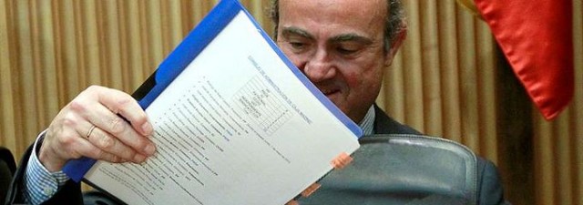 Economía deja la puerta abierta a reconsiderar las subastas de todos los bancos intervenidos