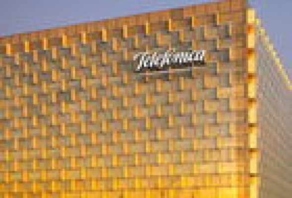 S&P recorta un peldaño el rating de Telefónica