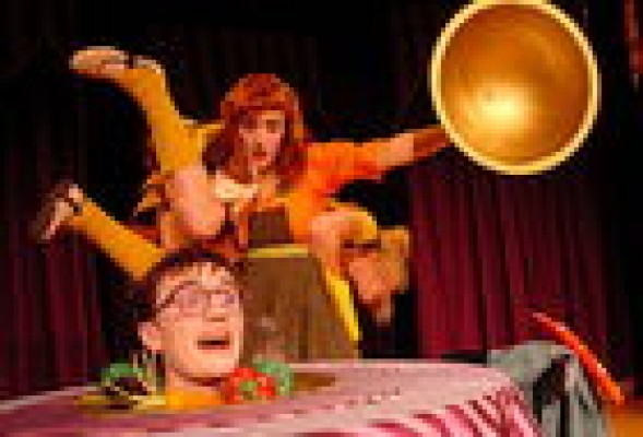 Anem Anant Teatre reestrena su primer montaje en su décimo cumpleaños