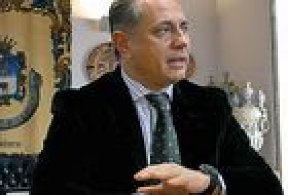 Crespo niega haber instado al exgerente de Emarsa a buscar negocios en Rumanía