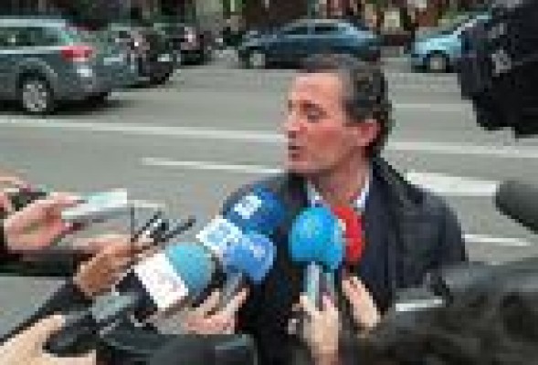 Los extécnicos de RTVV que firmaron el contrato del Papa cumplían 