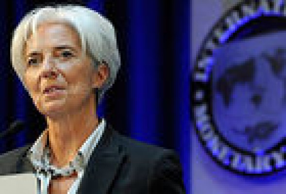 Lagarde niega que España haya pedido ayuda o que el FMI la esté preparando