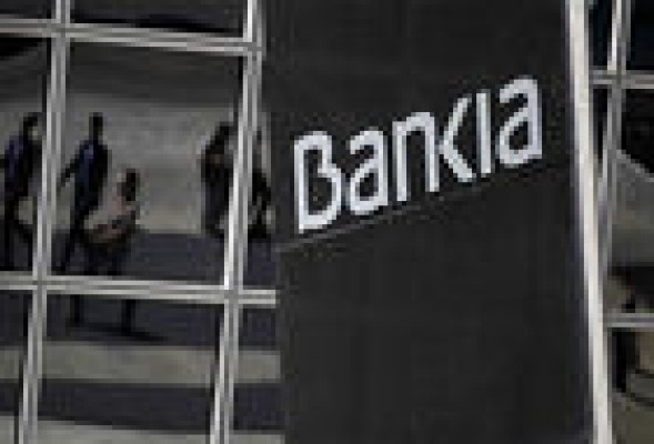 La estampida de inversores en Bankia alcanza a los pagarés