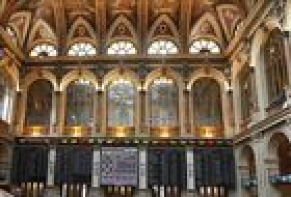 La Bolsa de Valencia fue la más rentable de las cuatro bolsas españolas en relación al gasto por empleado durante 2011