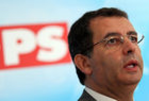 La oposición lusa exige que se renegocie el rescate de Portugal tras el de España