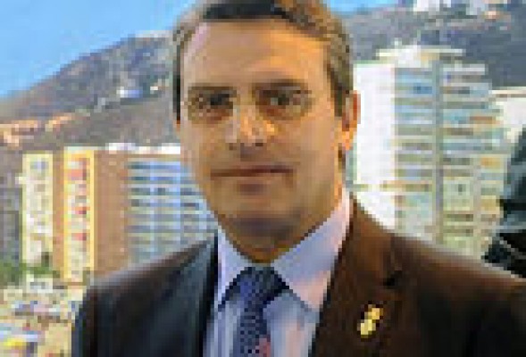 La Fiscalía acusa al alcalde de Cullera de permitir exceso de ruido en tres pubs y le pide dos años de cárcel