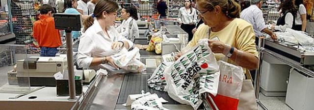 Un año sin bolsas en el 'super'