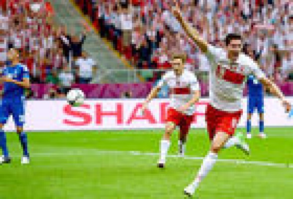 Polonia empata ante Rusia y se la jugará ante la República Checa