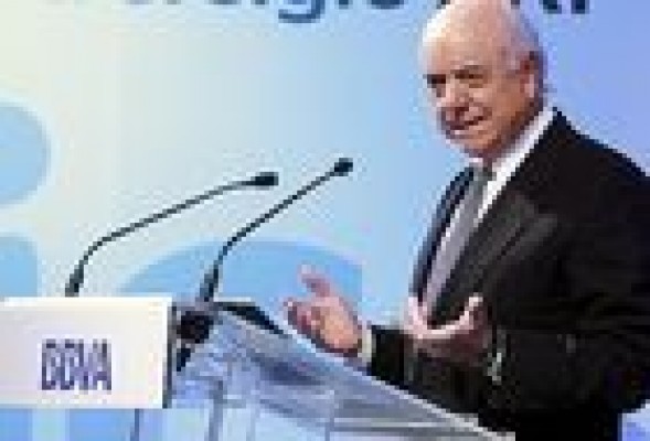 Francisco González se une a la petición de liquidación de las entidades inviables
